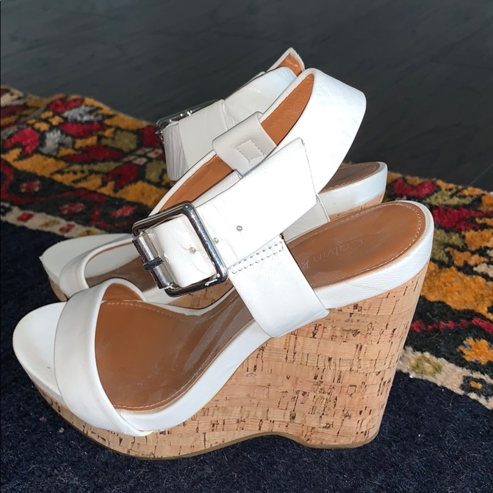 CALVIN KLEIN white wedges women’s SIZE 5